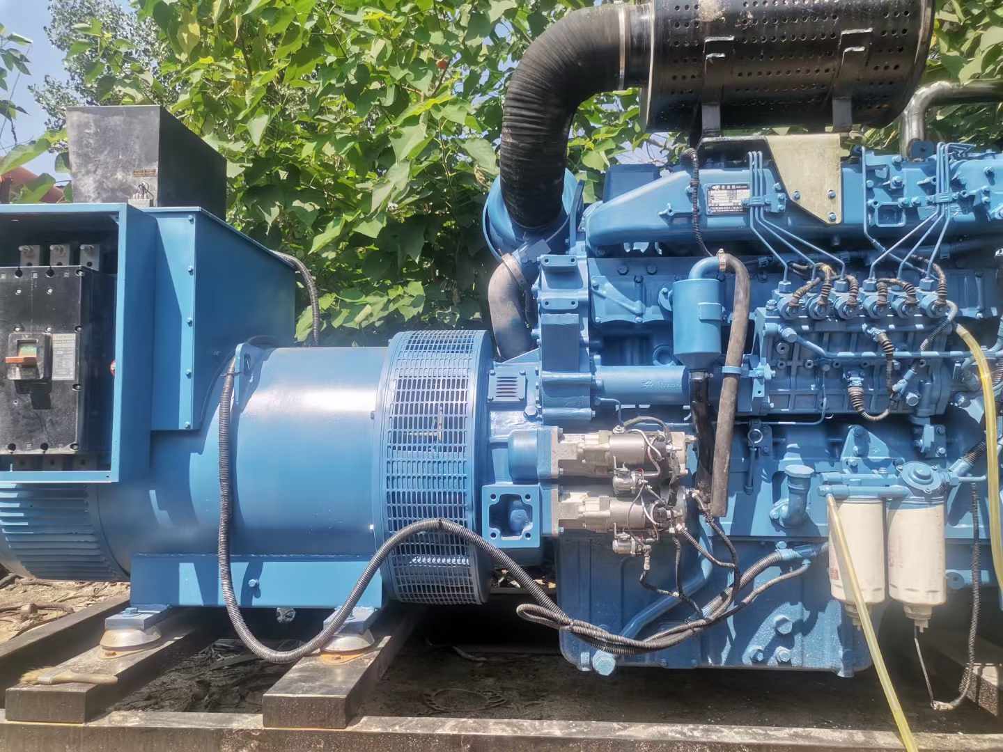 武陵详细说明降低 800kW 柴油发电机输出电流波动的方法